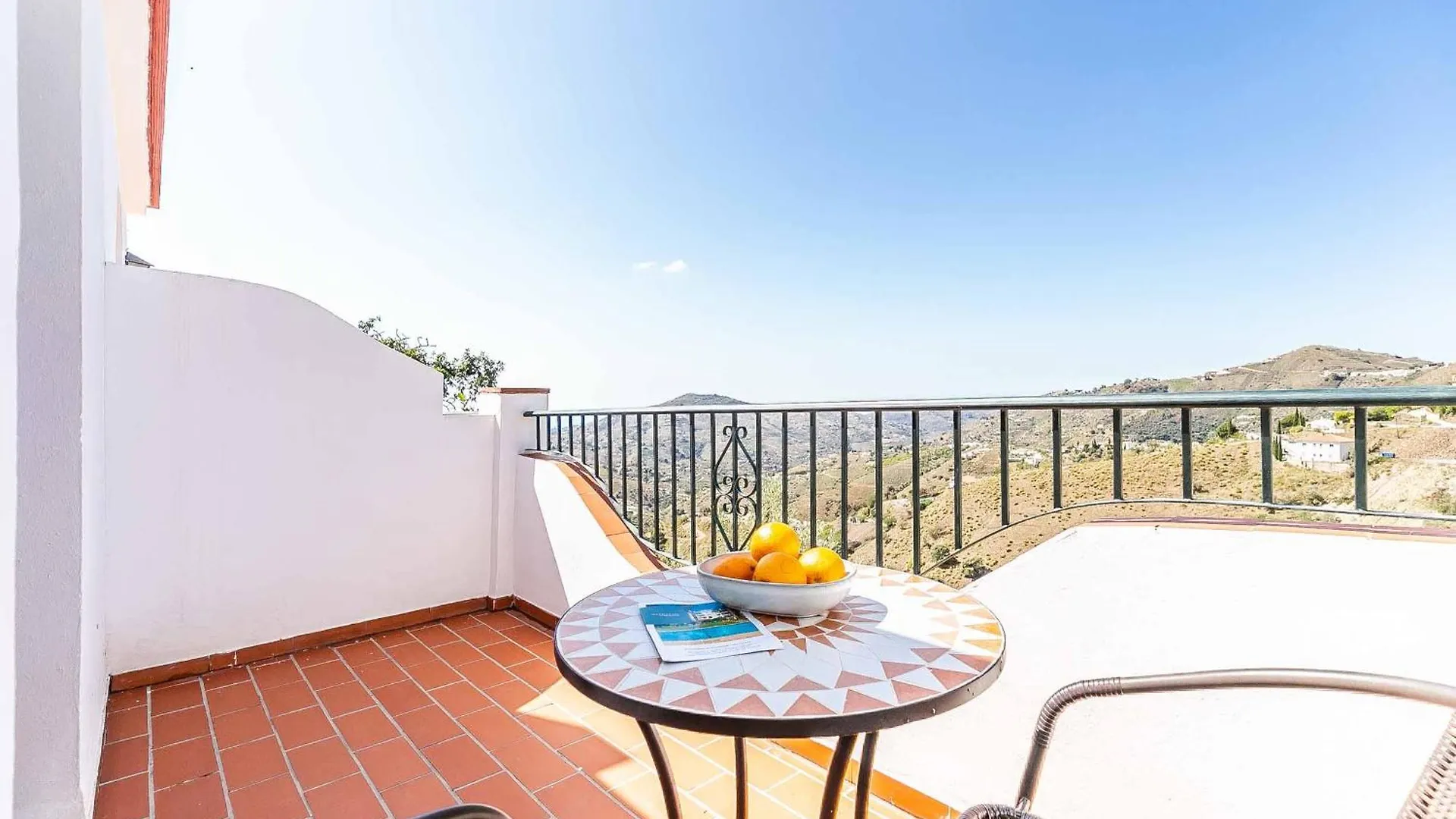 Hacienda Competa - Lovely Finca With Private Pool Ferienhaus